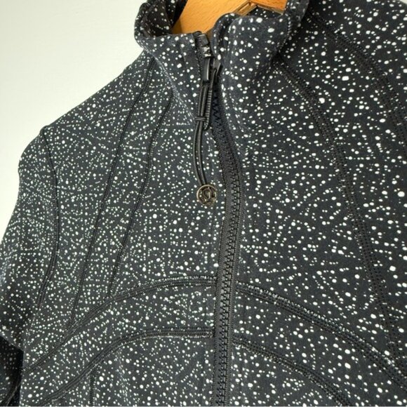 Lululemon Define JacketNight View White Black Size 4 - Picture 3 of 8